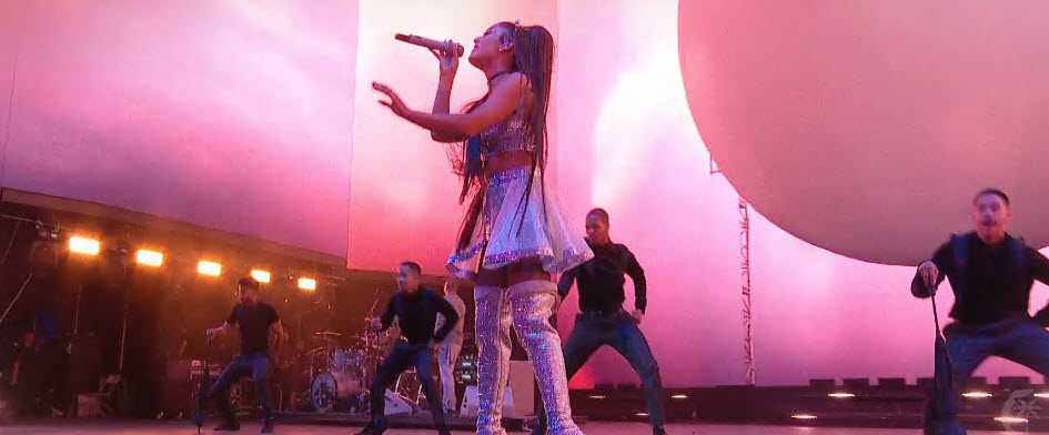 Ariana Grande - Sweetener World Tour (Coachella 2019)